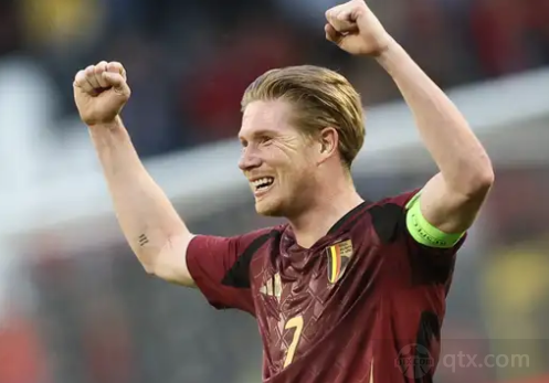 【棒球经典】重温2023年MLB美国职业棒球大联盟常规赛 强者无视环境的极限角度接球名场面