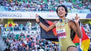 国足选帅时间线：9月5日公开选聘，今日邵佳一出任新帅