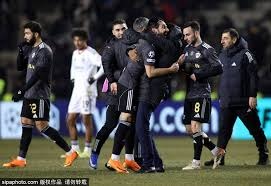 详解棒球规则中的触身球真假判定